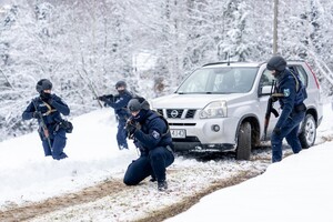Zdjecie policjantów