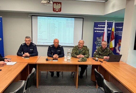 zdjęcie komendantów oraz strażników granicznych