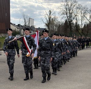 przemarsz klas mundurowaych
